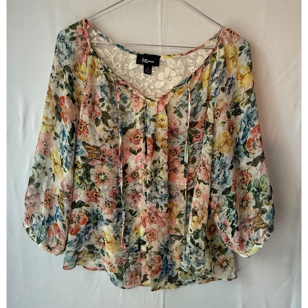iz BYER Floral Butterfly Blouse Wms Sz M Multicolor Unconventional Lace Sheer 🦋